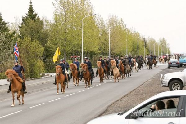 Vígsla Reiðhallar